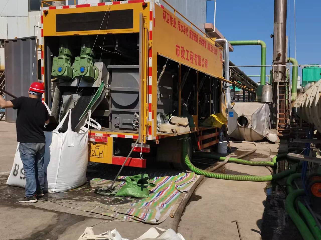 肃南淤泥压干处理